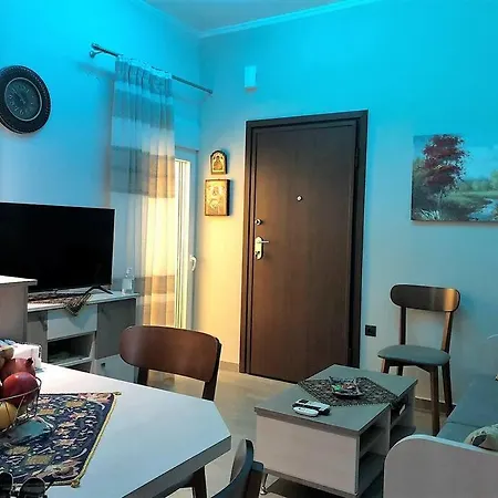 Renovated Flat With Huge Balcony - Ανακαινισμένο Διαμέρισμα Με Τεράστιο Μπαλκόνι Kardítsa Exterior foto