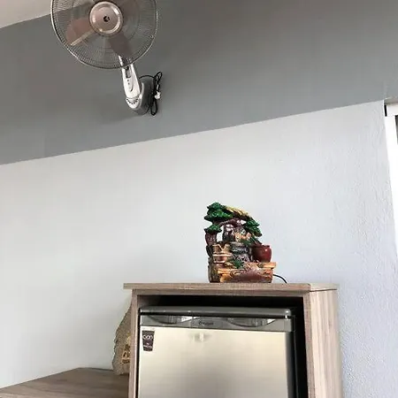 Renovated Flat With Huge Balcony - Ανακαινισμένο Διαμέρισμα Με Τεράστιο Μπαλκόνι Kardítsa Exterior foto