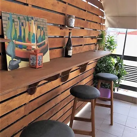 Renovated Flat With Huge Balcony - Ανακαινισμένο Διαμέρισμα Με Τεράστιο Μπαλκόνι Kardítsa Exterior foto