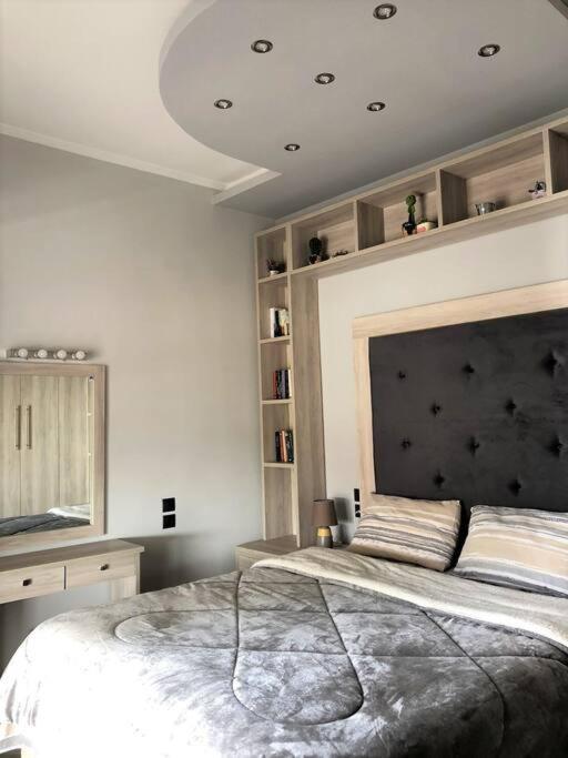 Apartment Renovated Flat With Huge Balcony - ανακαινισμένο με τεράστιο μπαλκόνι Kardítsa